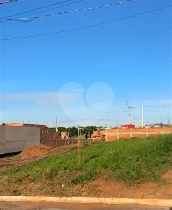 Terreno para venda com 200 metros quadrados em Olímpia SP
