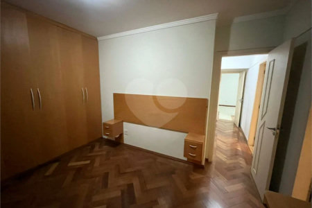 Apartamento à venda com 3 quartos, sendo 1 suíte, em Saúde, São Paulo, SP