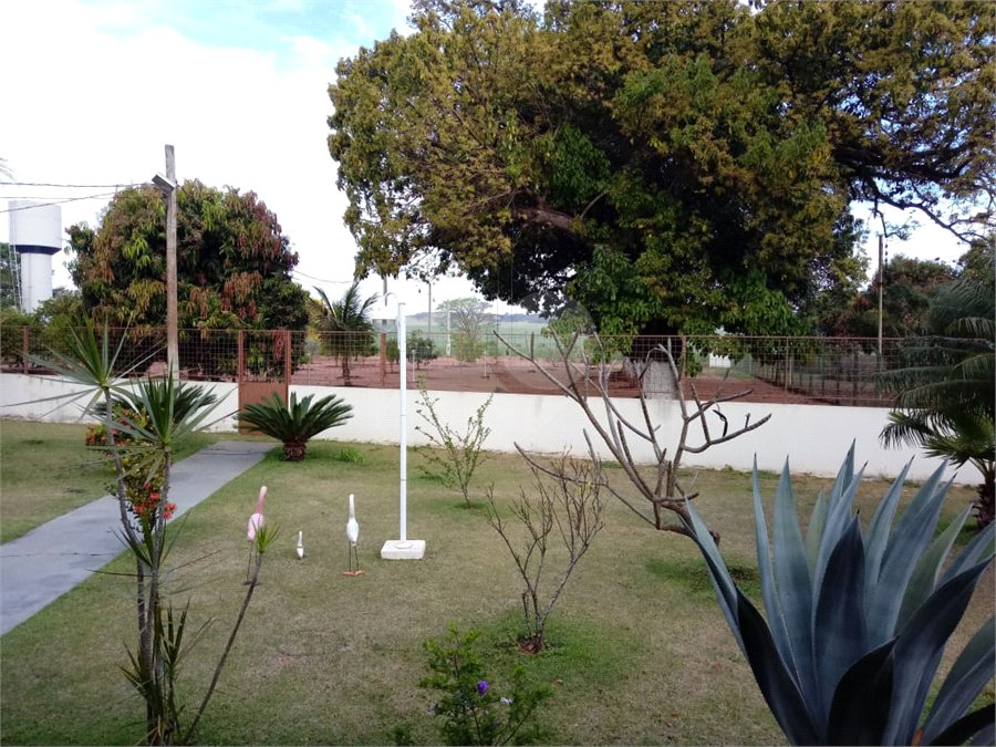 Chácara Balneário do 29 com piscina.