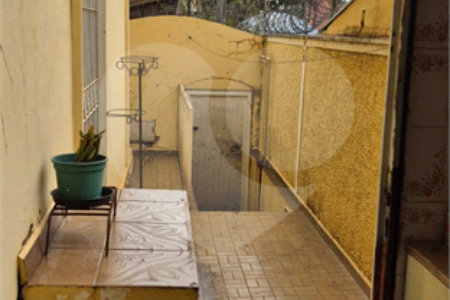 Casa Sobrado com varandas