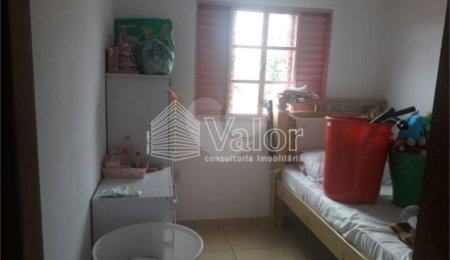 Casa à venda com 3 quartos em Conjunto Habitacional Dom Constantino Amstalden, São Carlos, SP