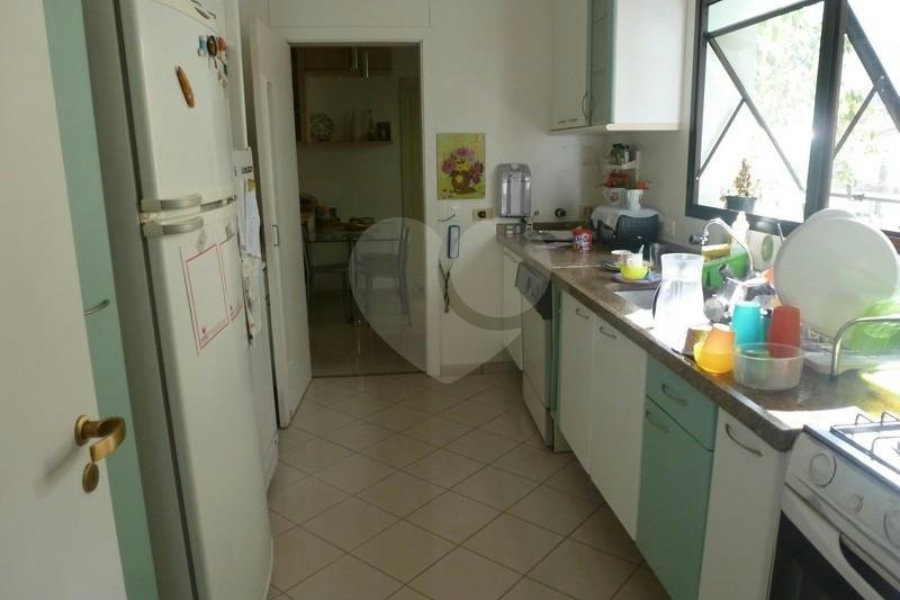 Apartamento à venda no Paraíso - 238 m² com 3 vagas