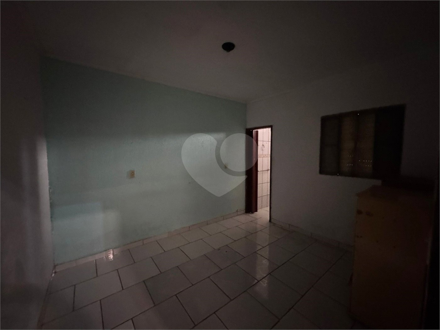 Casa á venda, com 2 Dormitórios e Edícula, em São Carlos-SP.