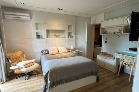 Apartamento à venda com 4 suítes em Jardim Marajoara, São Paulo, SP