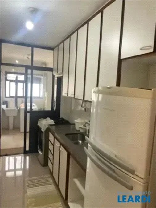 Apartamento à venda com 3 quartos, sendo 1 suíte,  em Morumbi, São Paulo, SP