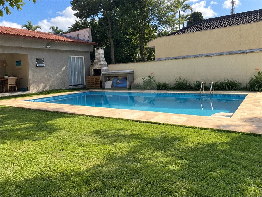 Casa Térrea à venda com 3 suítes em Interlagos, São Paulo, SP