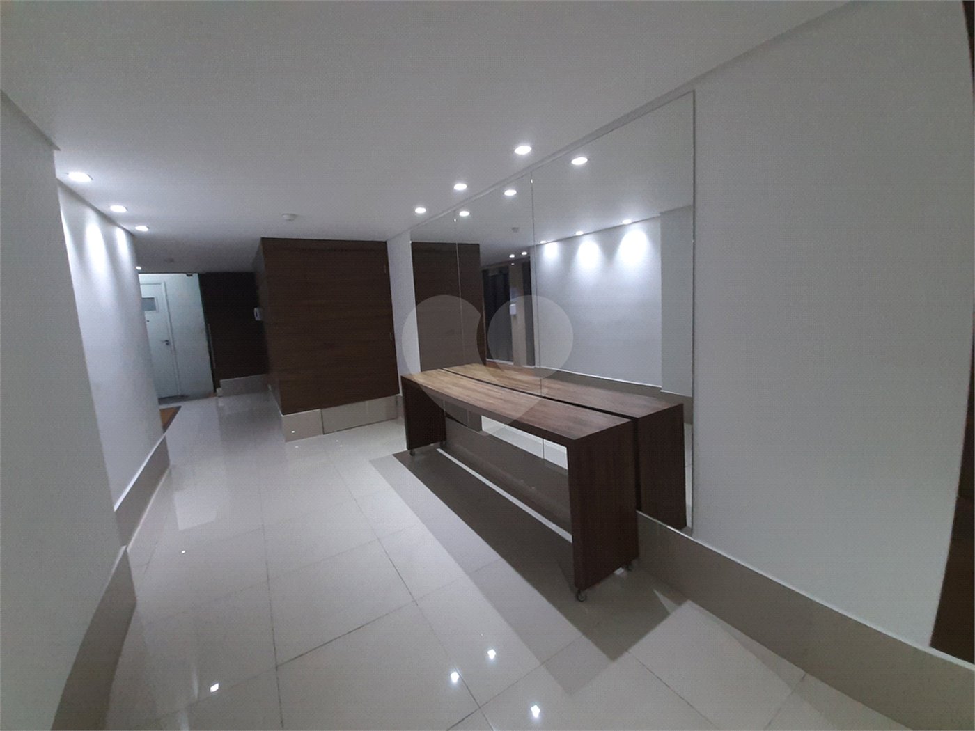 Apartamento 3 dormitórios sacada à venda no bairro de Santana em São Paulo