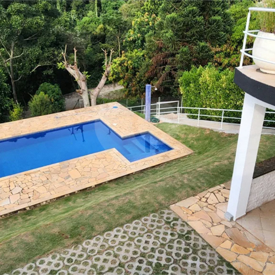 Casa à venda Condomínio em Louveira – 1.500m² de Terreno e Vista para Reserva
