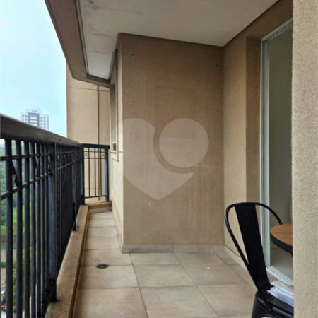 Apartamento na Chácara Inglesa com 2 dormitórios (1 suite), varanda, vista livre e vaga