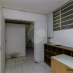 Prédio com 911m² , disponível para venda ou locação na Av. Washingtonís , em Santo Amaro.