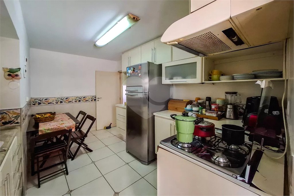 Apartamento de 117m2 com 3 dormitórios e 1 vaga na Vila Mariana