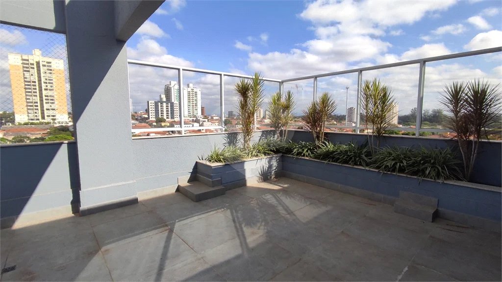 Vende-se apartamento no Edifício Residencial Flor do Ipê