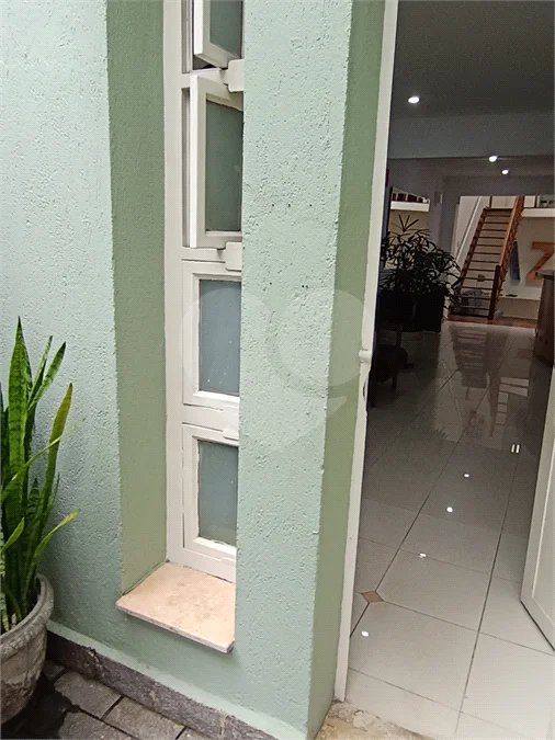 Casa comercial com 7 salas, 2 vagas no Paraiso