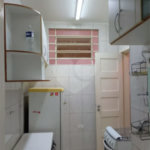 Apartamento Reformado à Venda – Localização Privilegiada!