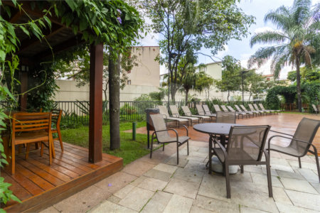 Apartamento para venda no Alto da Moóca, com 178 m², 3 suítes, 3 vagas.