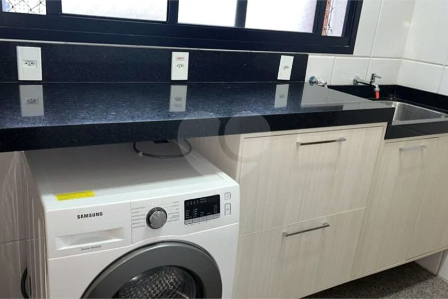 Apartamento à venda com 3 quartos, sendo 1 suíte, em Vila Regente Feijó, São Paulo, SP