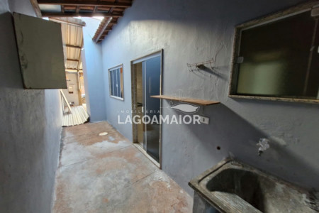 Casa à venda com 2 quartos em Parque Das Mangueiras, Três Lagoas - MS