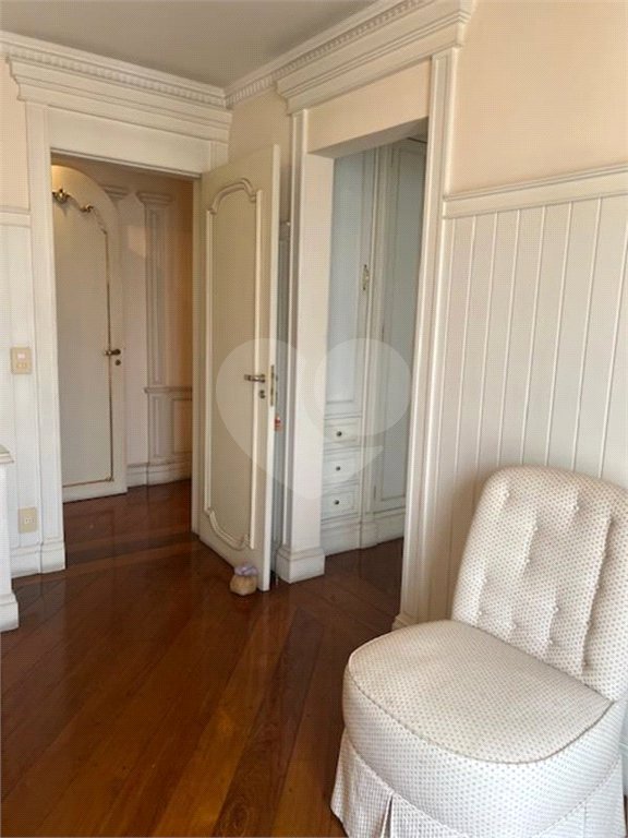 Apartamento à venda com 4 suítes em Santa Cecília, São Paulo, SP