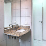 Apartamento na Chácara Inglesa com 2 dormitórios (1 suite), varanda, vista livre e vaga