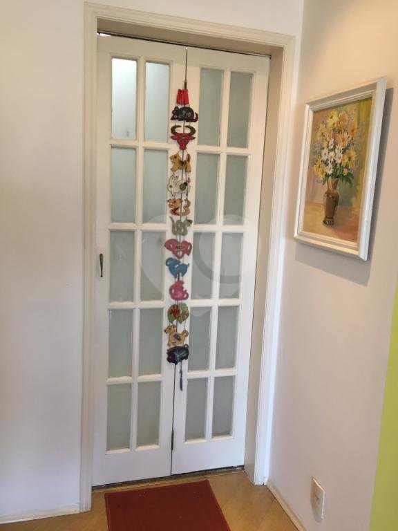 Apartamento com 3 quartos