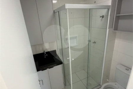Apartamento à venda na Vila São João, próximo as Shopping Internacional de Guarulhos, com 43 m² com 2 dormitórios e 1 vaga de garagem