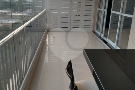 Apartamento 3 suítes, varanda gourmet, 3 vagas em Condomínio Clube na Mooca