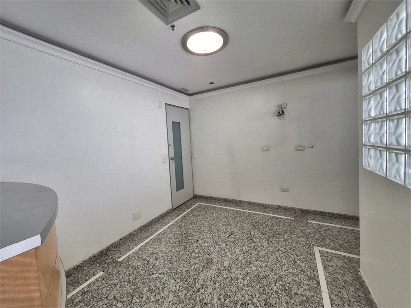 Oportunidade - Sala comercial no Condomínio Morumbi Medical Center com 52m² 2 vagas