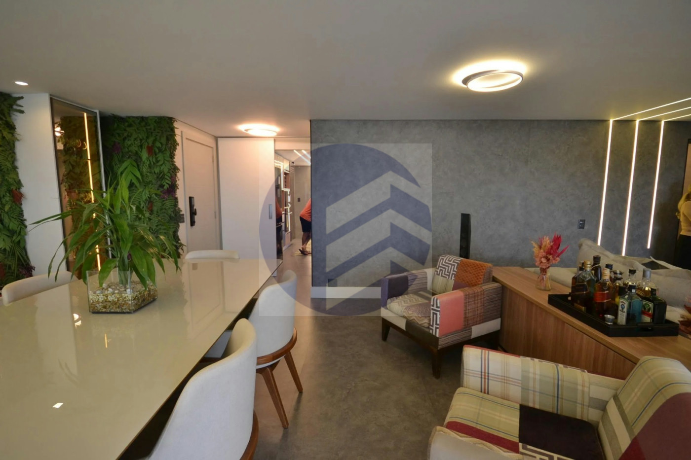 Apartamento à venda com 3 quartos, sendo 2 suítes, em Jardim Olympia, São Paulo - SP