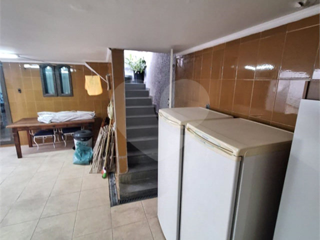 Sobrado à venda com 4 quartos, sendo 1 suíte,  em Palmas do Tremembé, São Paulo, SP