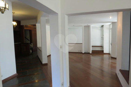 Casa de Vila à venda com 4 suítes em Morumbi, São Paulo, SP