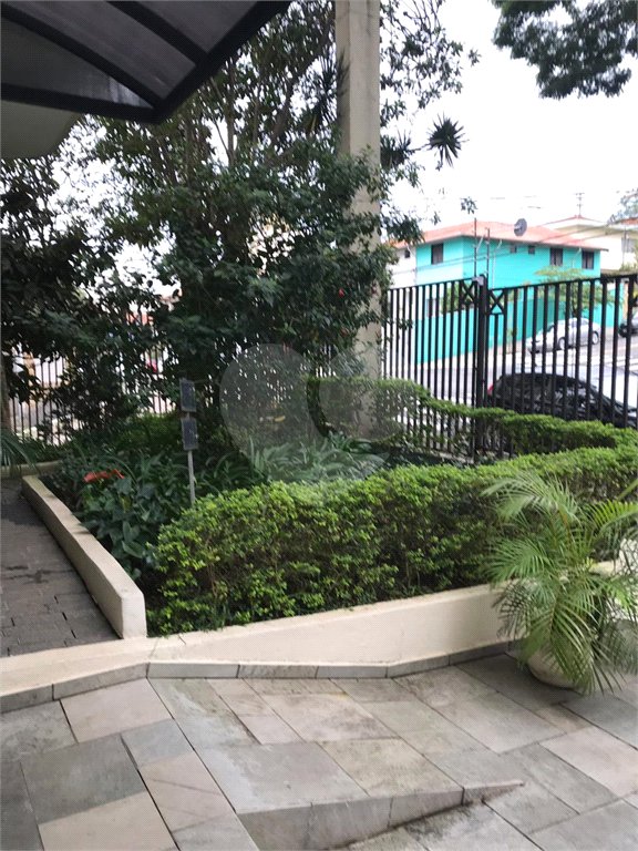 Apartamento 2 dormitórios à venda na Vila mariana.