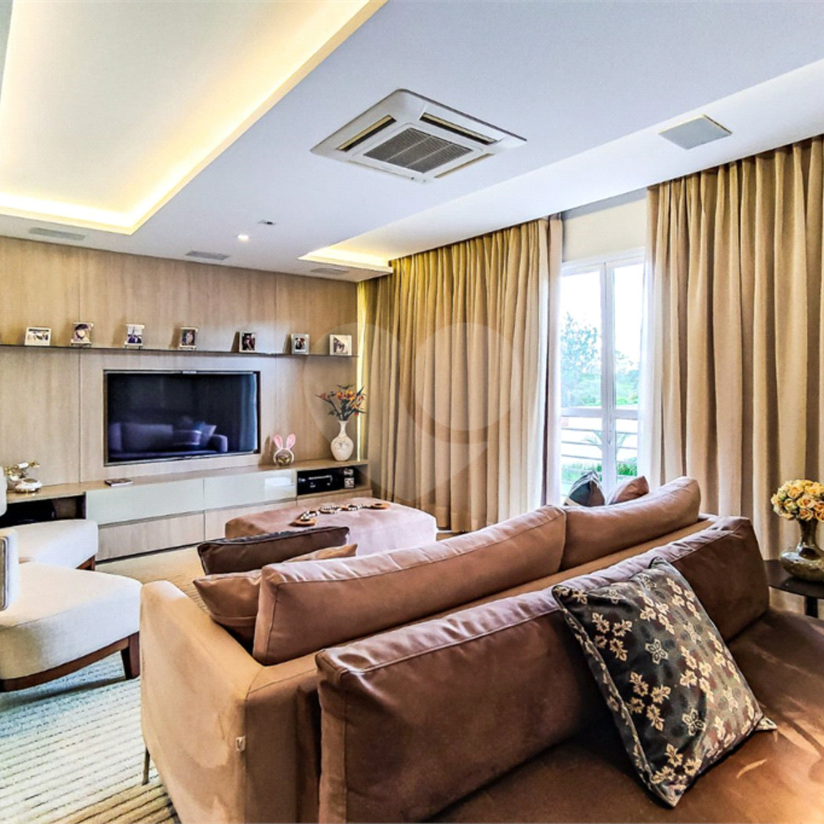 Casa à venda com 3 suítes no condomínio Residencial Paineiras, São Paulo - SP