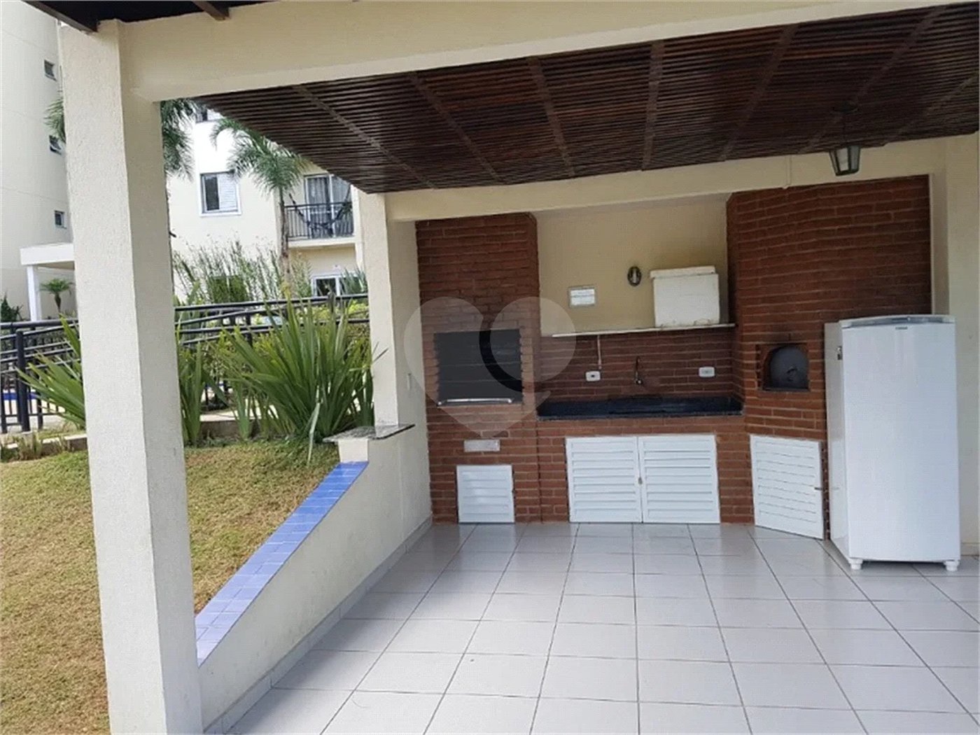 Apartamento à venda, com 1 quarto, armários, varanda, 1 vaga no Jaraguá em São Paulo