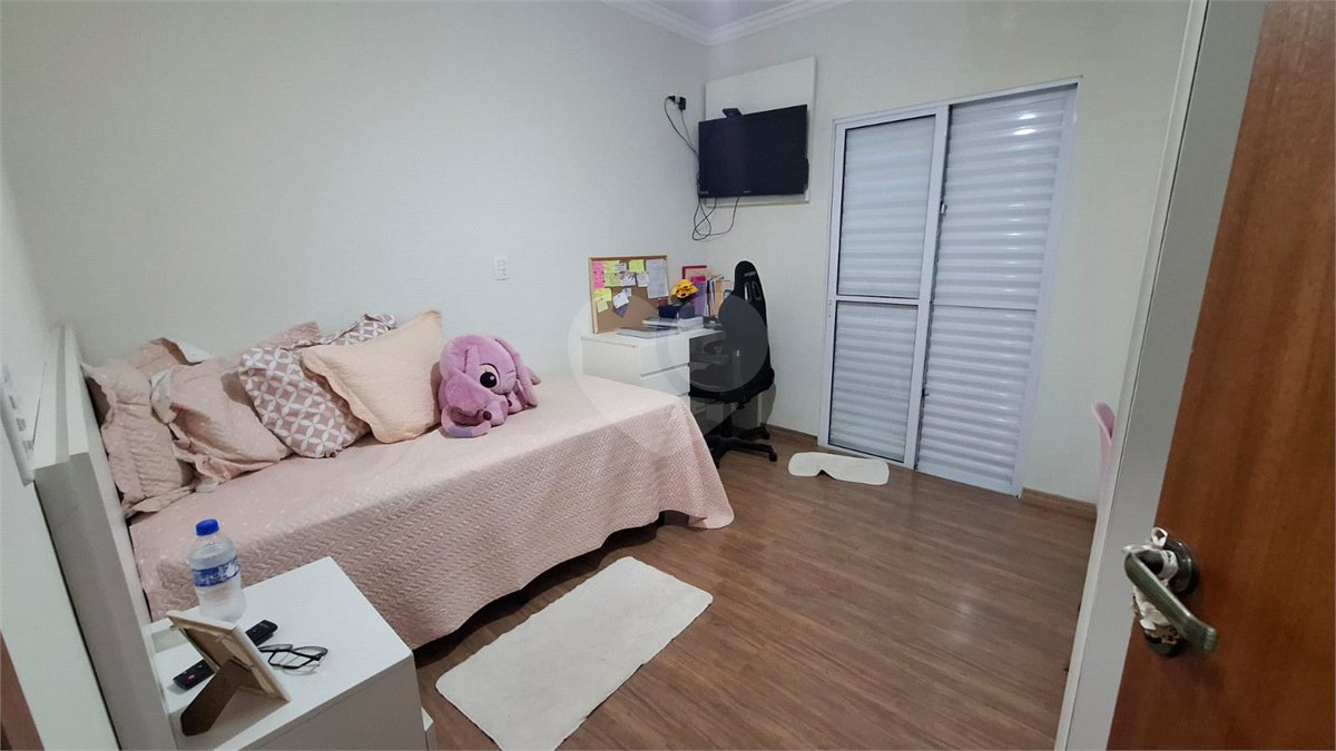 Casa Térrea de Alto Padrão à Venda – Próxima ao Shopping