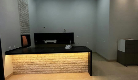 Casa à venda com 3 quartos, sendo 1 suíte, no condomínio Terra Ville, Três Lagoas - MS