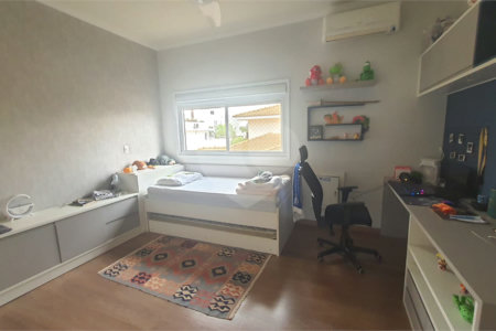 Casa no condomínio Damha II á venda!