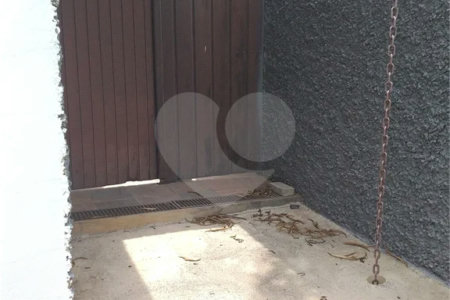 Casa à venda com 4 quartos, sendo 1 suíte,  no Centro, Vinhedo, SP