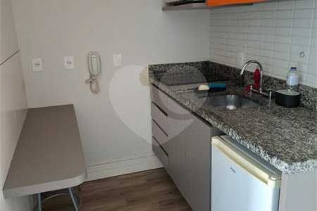 Studio Mobiliado a venda na Rua Brigadeiro Tobias
