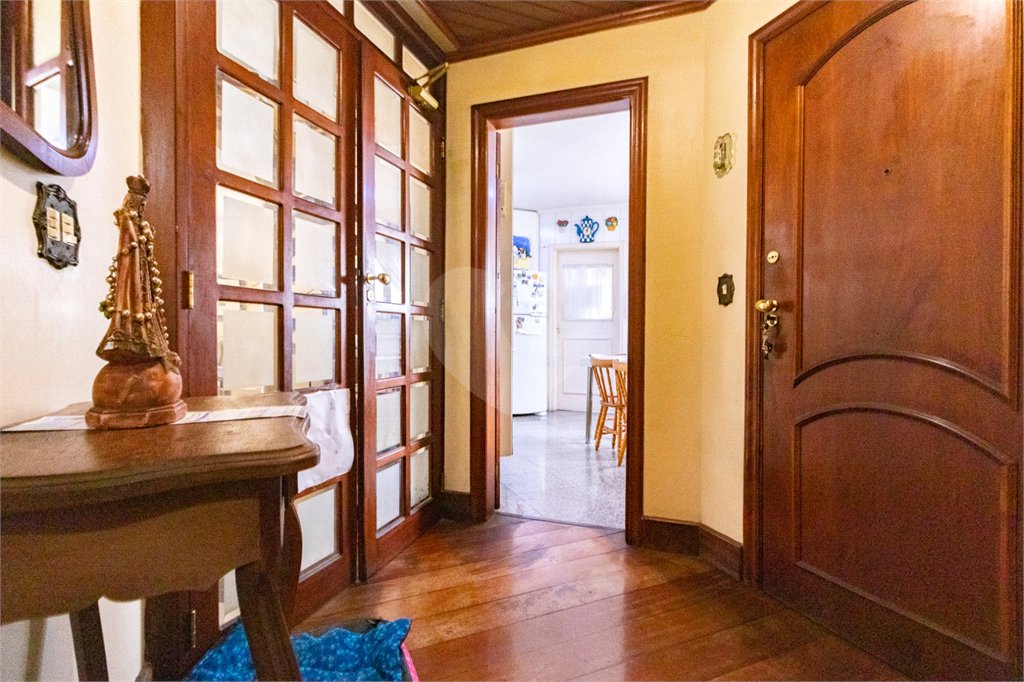 Cobertura à venda com 3 quartos, sendo 2 suítes, em Vila Olímpia, São Paulo, SP