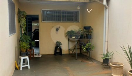 Casa à venda com 3 quartos, sendo 1 suíte, em Jardim Beatriz, São Carlos, SP