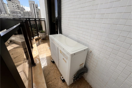 Higienópolis: Apartamento de 350 m2, 4 suítes, 5 vagas.