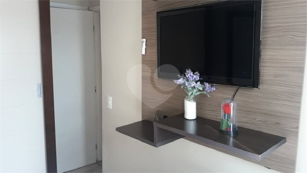 Excelente apartamento todo mobiliado, paralela a Júlio Buono!