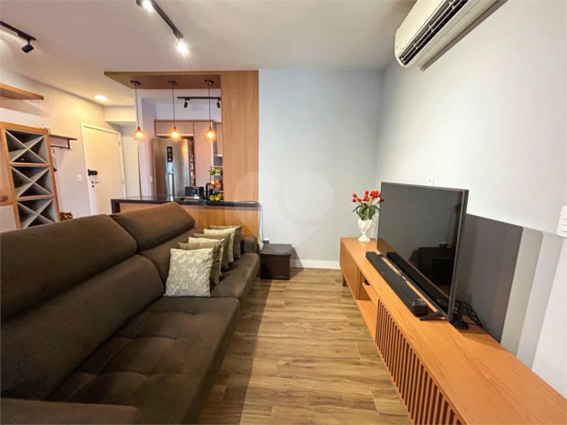 Apartamento à venda com 3 quartos, sendo 1 suíte,  em Conceição, São Paulo, SP