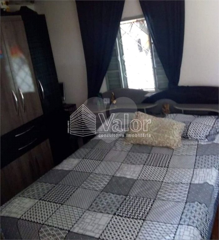 Casa em excelente localização na Vila Prado á venda.