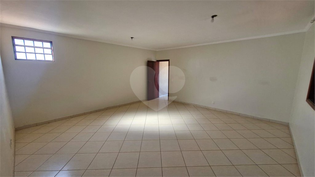 Casa/Sobrado a venda no Timburis em São Carlos
