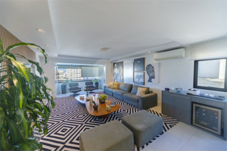 Apartamento de 149,51m2, 3 dormitórios, 1 suíte, toalete social, living 2 ambientes, 2 vagas fixas e lazer completo em Higienópolis.
