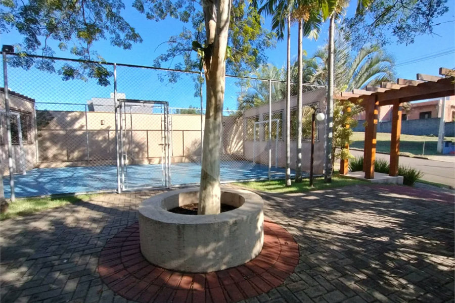 Casa em Condomínio à Venda em Piracicaba/SP.