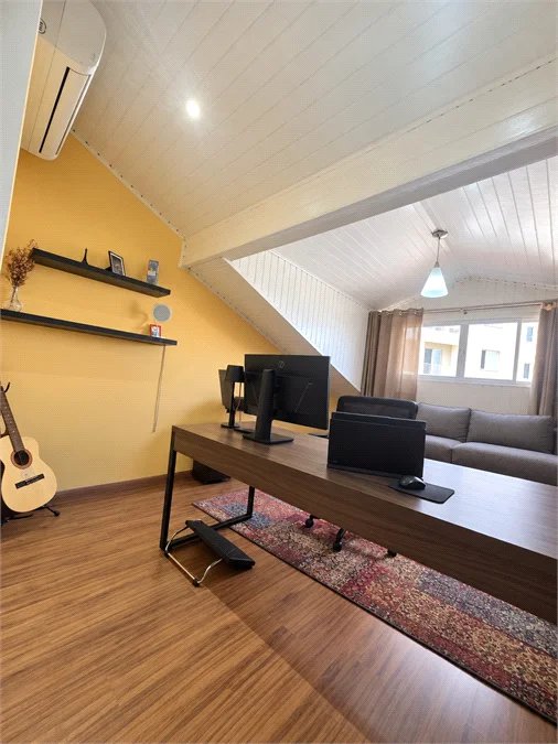Casa à venda com 3 quartos, sendo 1 suíte,  no condomínio Vilagio Viccino, São Paulo - SP
