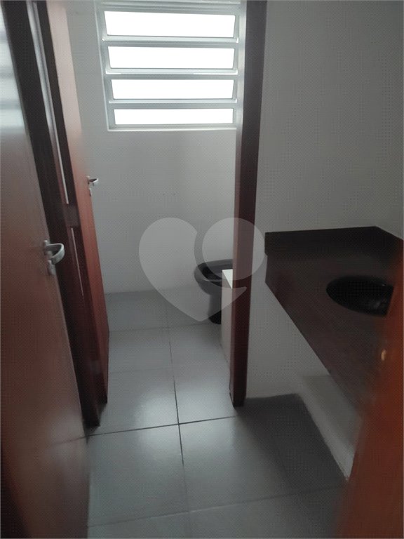 Sala Comercial na Prestigiada Alameda Lucas Nogueira Garcez