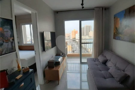 Apartamento com varanda e vaga de garagem à venda no Brás, a 5 minutos do Metrô